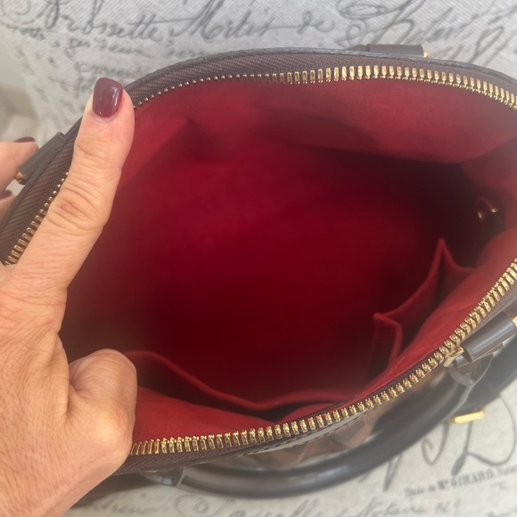 Gorgeous Authentic Louis Vuitton Trevi PM - Picture 17 of 17